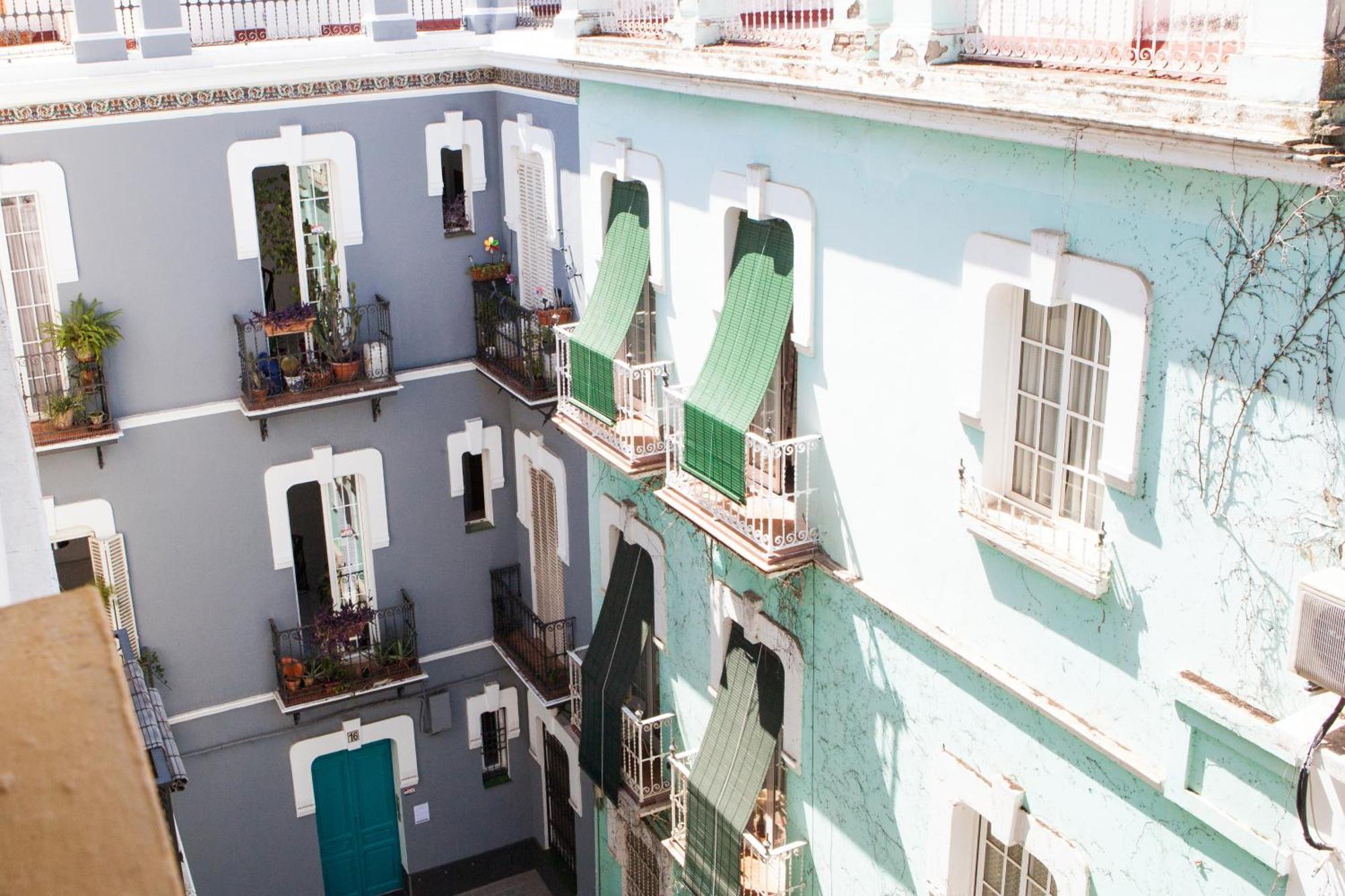 Zona Alameda De Hercules Silencioso Sevilla Eksteriør billede